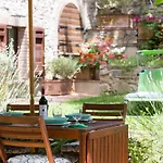 Dom wakacyjny La Misura With Swimming Pool