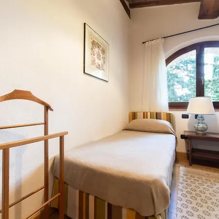 Holiday home La Misura With Swimming Pool